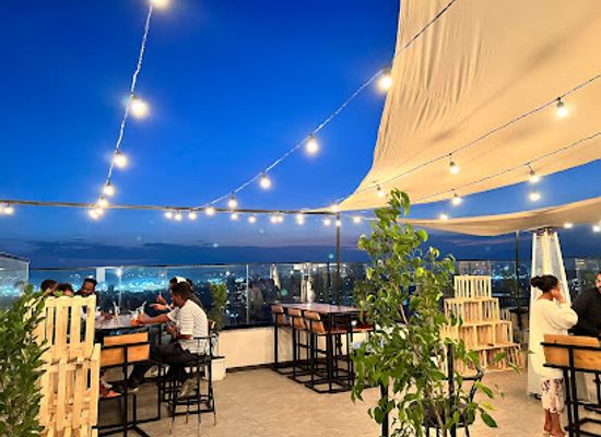 ethiopia/gurage/bar/dusk-addis-rooftop-lounge-and-cocktails