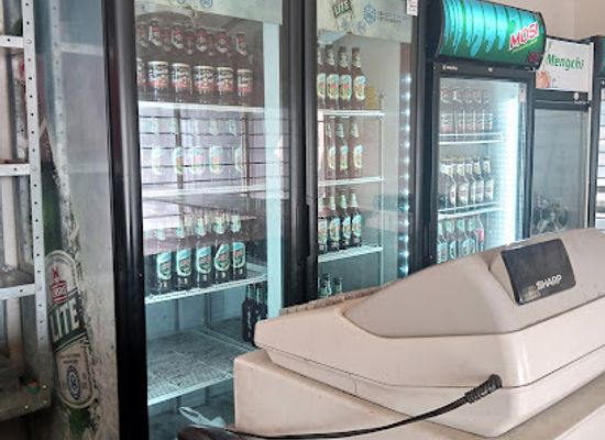 zambia/copperbelt/bar/spin-city-pub-grill