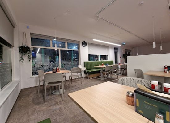 iceland/borgarnes/bar/olis