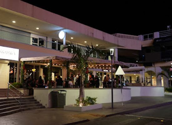 sint-maarten/dawn-beach/bar/beer-garden-sxm