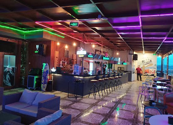 indonesia/kalimantan/bar/orion-sky-bar-rooftop