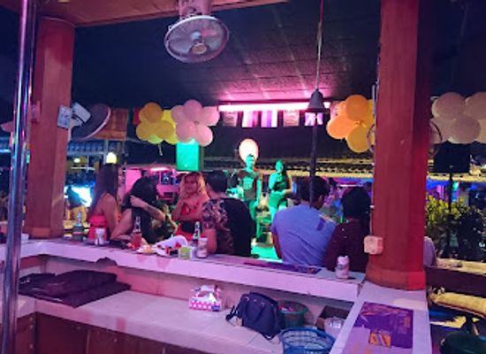 thailand/pattaya/central-pattaya/bar/t-j-bar