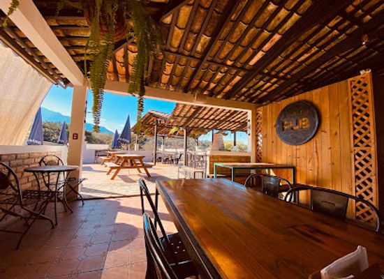 honduras/gracias/bar/jardin-cafe