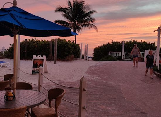 florida/st-petersburg-beach/bar/flying-bridge-bar-grill