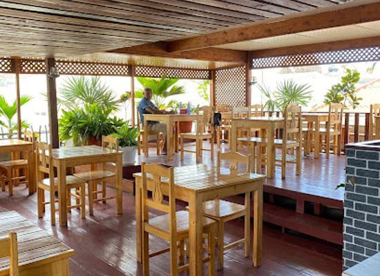cabo-verde/fogo/bar/restaurant-ginix
