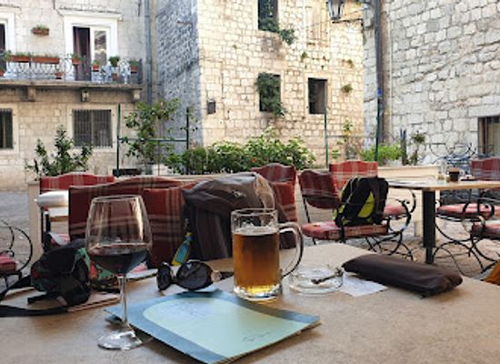 montenegro/kotor/bar/ombra-restaurant