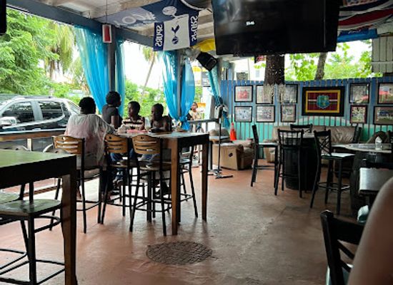 saint-lucia/rodney-bay/bar/keebees