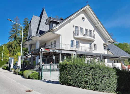 slovenia/bled/bar/art-cafe-bar