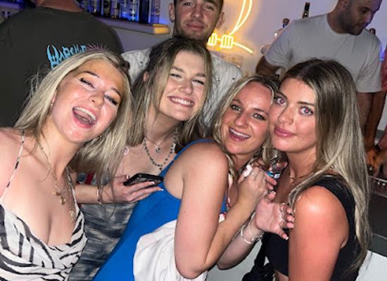 greece/south-aegean/bar/ios-bar-crawl