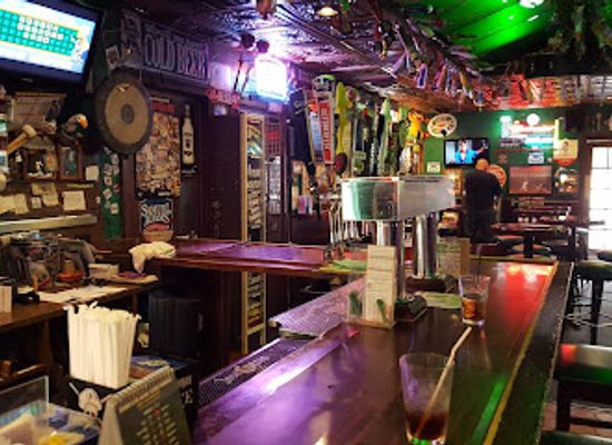 connecticut/hartford-county/bar/hoops-n-hops