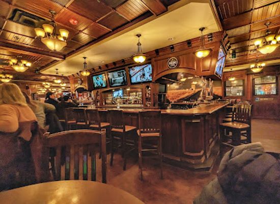 canada/alberta/bar/hudsons-saskatoon