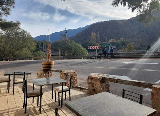 argentina/aconcagua-provincial-park/bar/chacha-resto-bar
