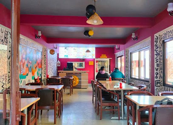 india/auli/bar/auli-cafe