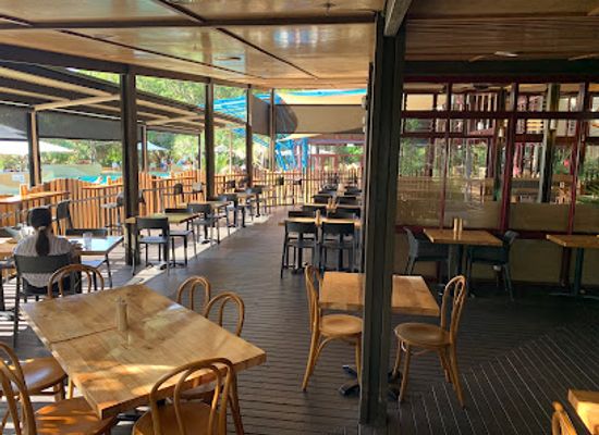 australia/fraser-island/bar/sand-wood-restaurant-and-maheno-bar