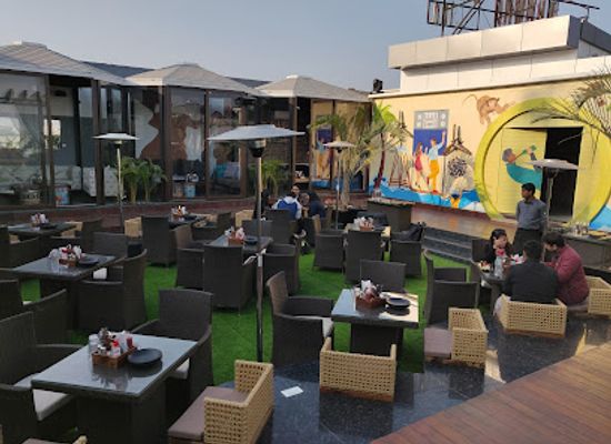 india/agra/khandari/bar/fakira-club-best-rooftop-cafe-in-agra-best-rooftop-lounge-in-agra-best-rooftop-bar-in-agra