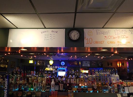ohio/northeast-ohio/bar/recovery-room-bar