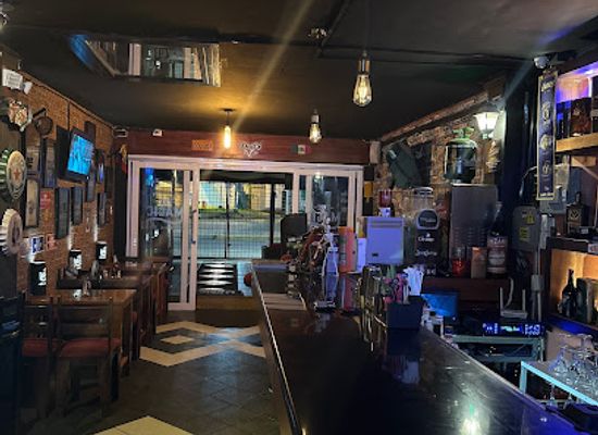 ecuador/manta/bar/the-magic-bar