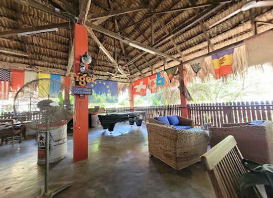 timor-leste/lautem/bar/caz-bar