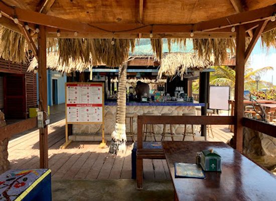 aruba/baby-beach/bar/rum-reef