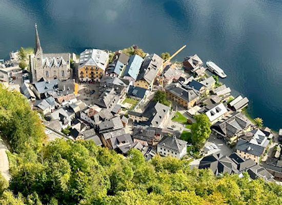 austria/hallstatt/bar/weltblick-hallstatt