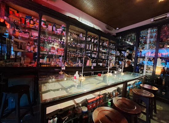 united-kingdom/cork/bar/arthur-mayne-s-pharmacy