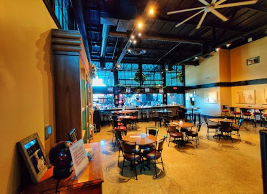tennessee/chattanooga-valley/bar/gate-11-distillery