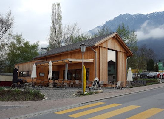 liechtenstein/schaan-region/bar/specki