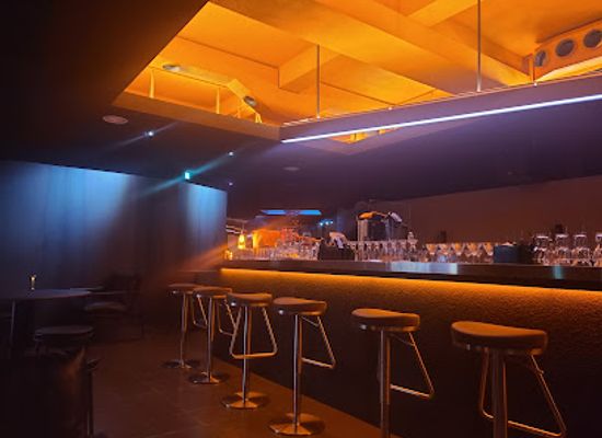 south-korea/jeju-city/bar/hallalounge