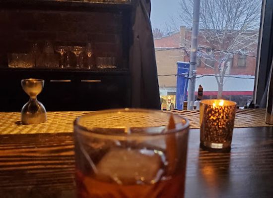 washington/the-palouse/bar/etsi-bravo