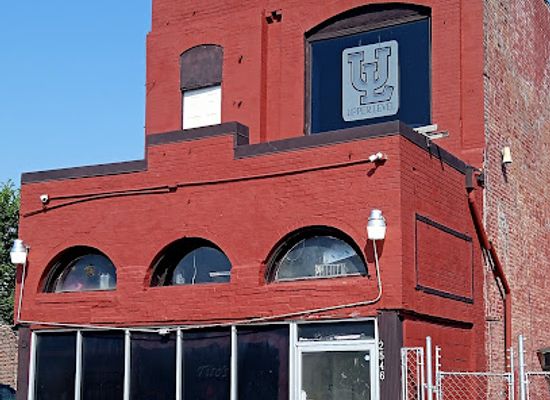 missouri/st-louis/grand-center/bar/upper-level-restaurant-lounge