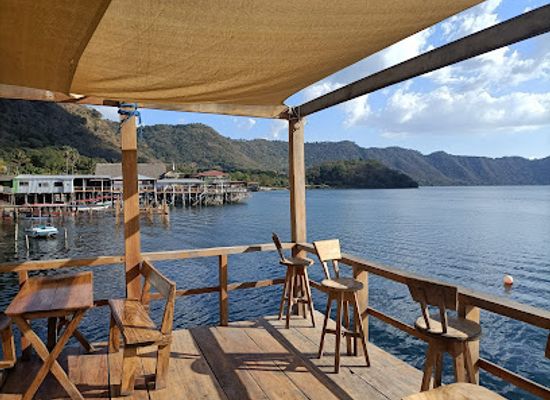 el-salvador/lake-coatepeque/bar/la-octava-maravilla-restaurante-bar