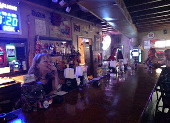 arkansas/central-arkansas/bar/verna-s-bar-and-grill