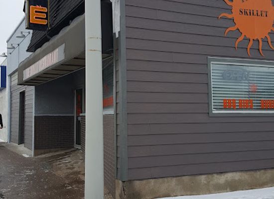 minnesota/brainerd-lakes-area/bar/skillet-restaurant