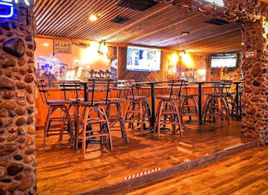 new-mexico/southwest-new-mexico/bar/blue-moon-bar-grill