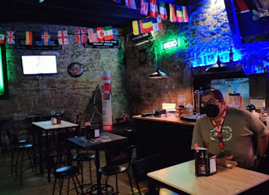 mexico/puebla/bar/kingston-pub