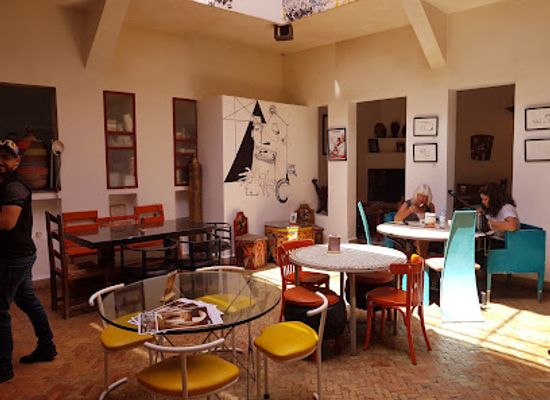 morocco/high-atlas/bar/cafe-clock