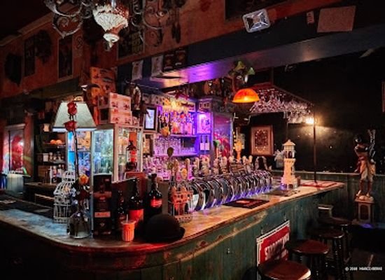 italy/florence/santa-maria-novella/bar/public-house-27