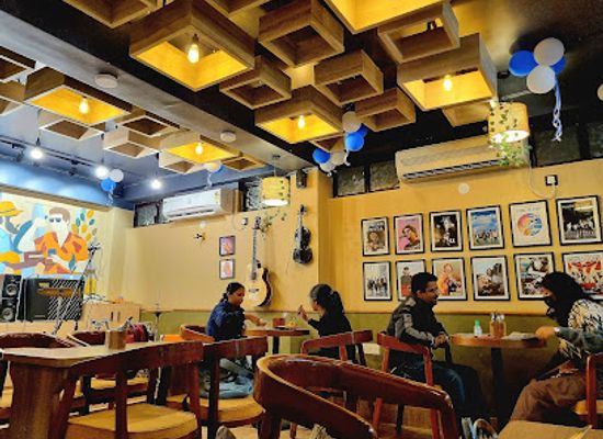india/tripura/bar/gigs-music-cafe-studio