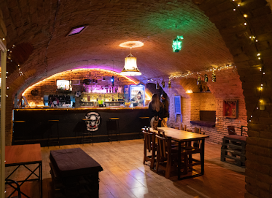 georgia/khevi/bar/dirty-habit-bar