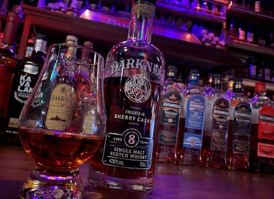 japan/tottori-sand-dunes/bar/bar-daytona-speakeasy