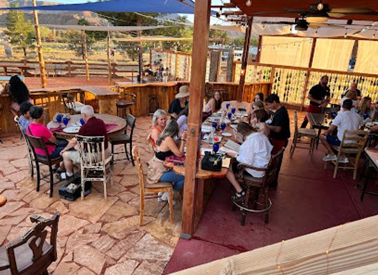 utah/book-cliffs/bar/balcony-one