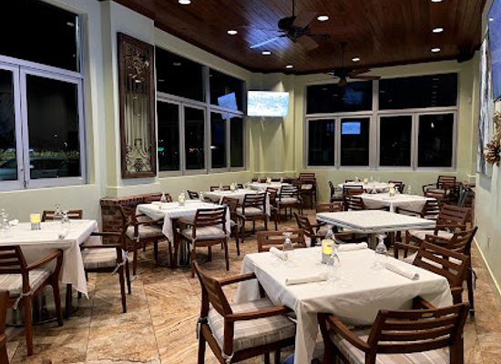 louisiana/caddo-lake/bar/2johns-steak-seafood
