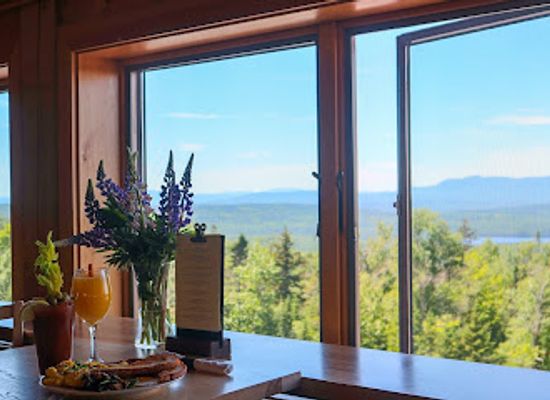 maine/rangeley-lake/bar/the-pub-at-saddleback