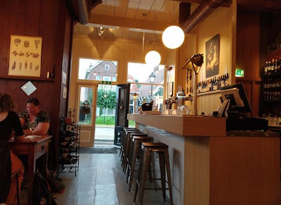 netherlands/zaanse-schans/bar/cafe-de-slager