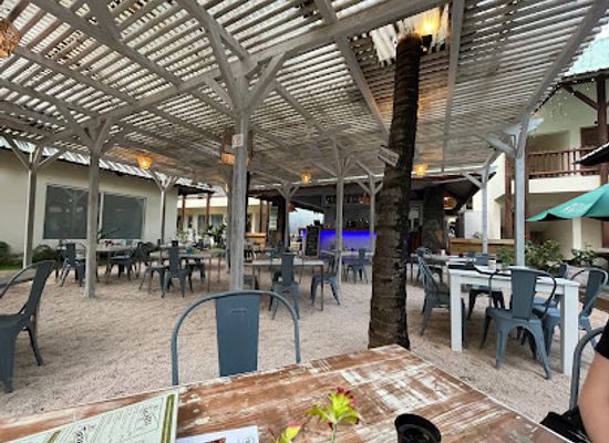 mauritius/black-river/bar/frenchie-cafe