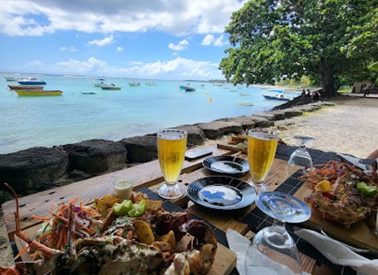 mauritius/trou-aux-biches/bar/chez-flipper-2k22