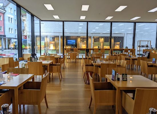 liechtenstein/vaduz/bar/cafe-im-kunstmuseum