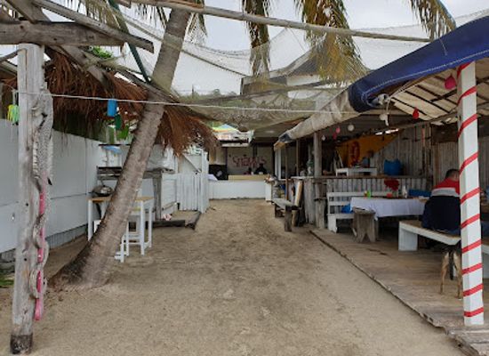 grenada/hillsborough/bar/snaggs