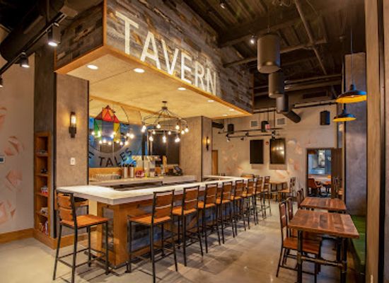 massachusetts/south-coast/bar/tavern-of-tales-cafe-bar