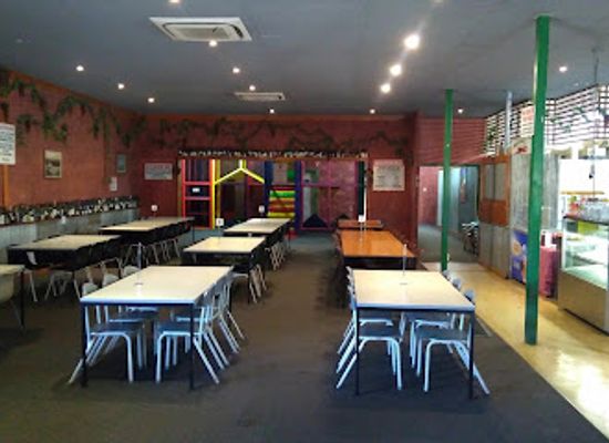 australia/macdonnell-ranges/bar/sammy-s-pizza